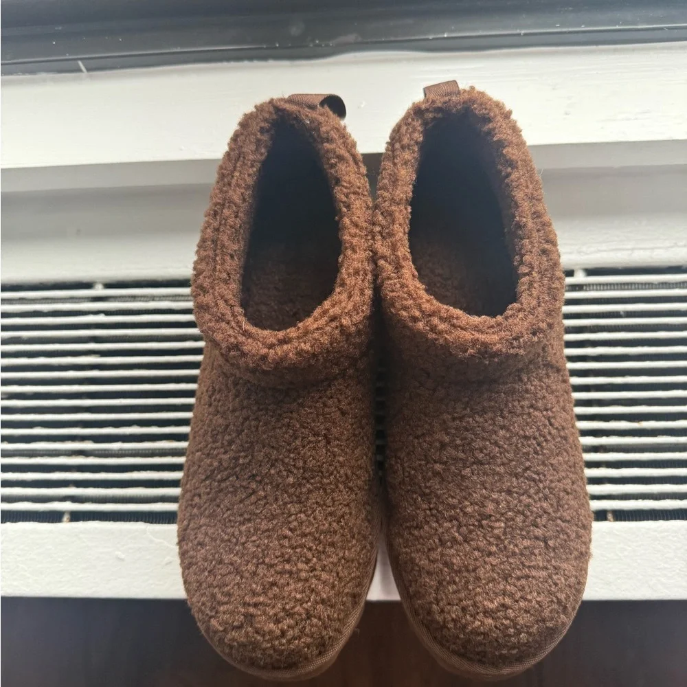 Bearpaw Snuggle Daphne Bootie size 7 - Picture 5 of 8